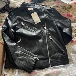 It’s small size to me 🫤